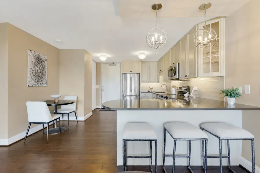 2020 N Lincoln Park West #18C, Chicago, IL 60614 - #3