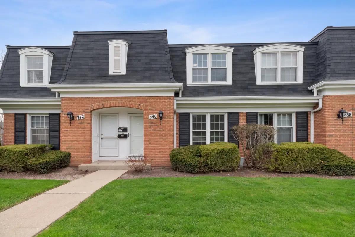 340 Eastern Avenue, Barrington, IL 60010 - #1