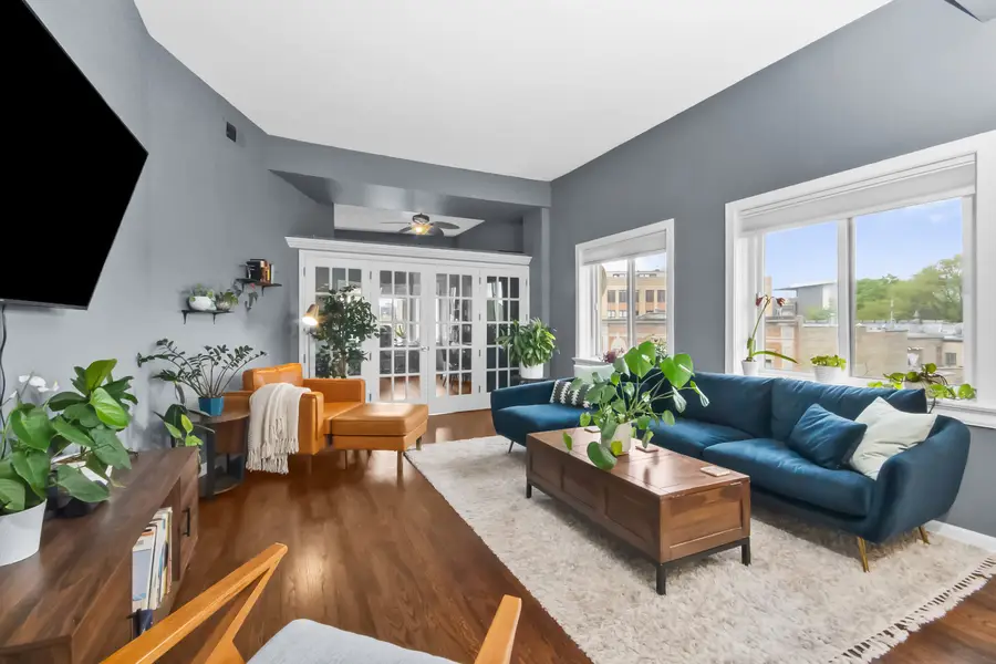3325 N Lincoln Avenue #304, Chicago, IL 60657 - #2