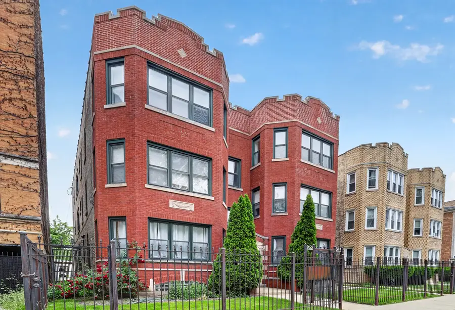 6424 N Albany Avenue #3, Chicago, IL 60645 - #3