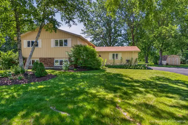 15913 Wooddale Drive, Union, IL 60180