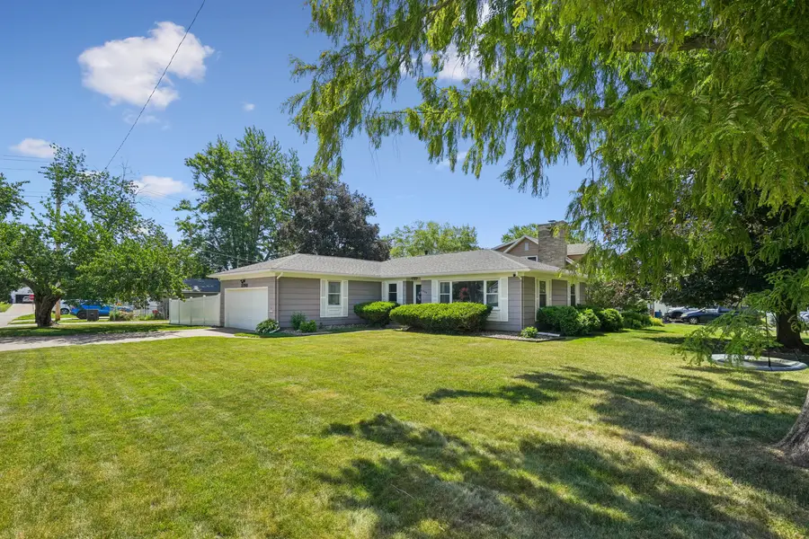 3700 23rd Avenue, Rock Island, IL 61201 - #2