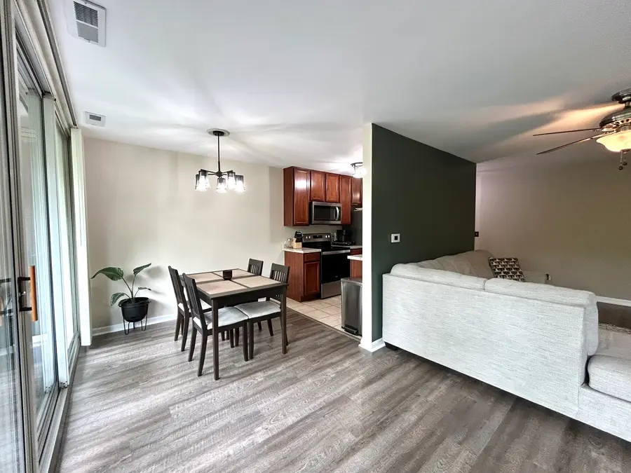 6010 Oakwood Drive #3J, Lisle, IL 60532 - #3