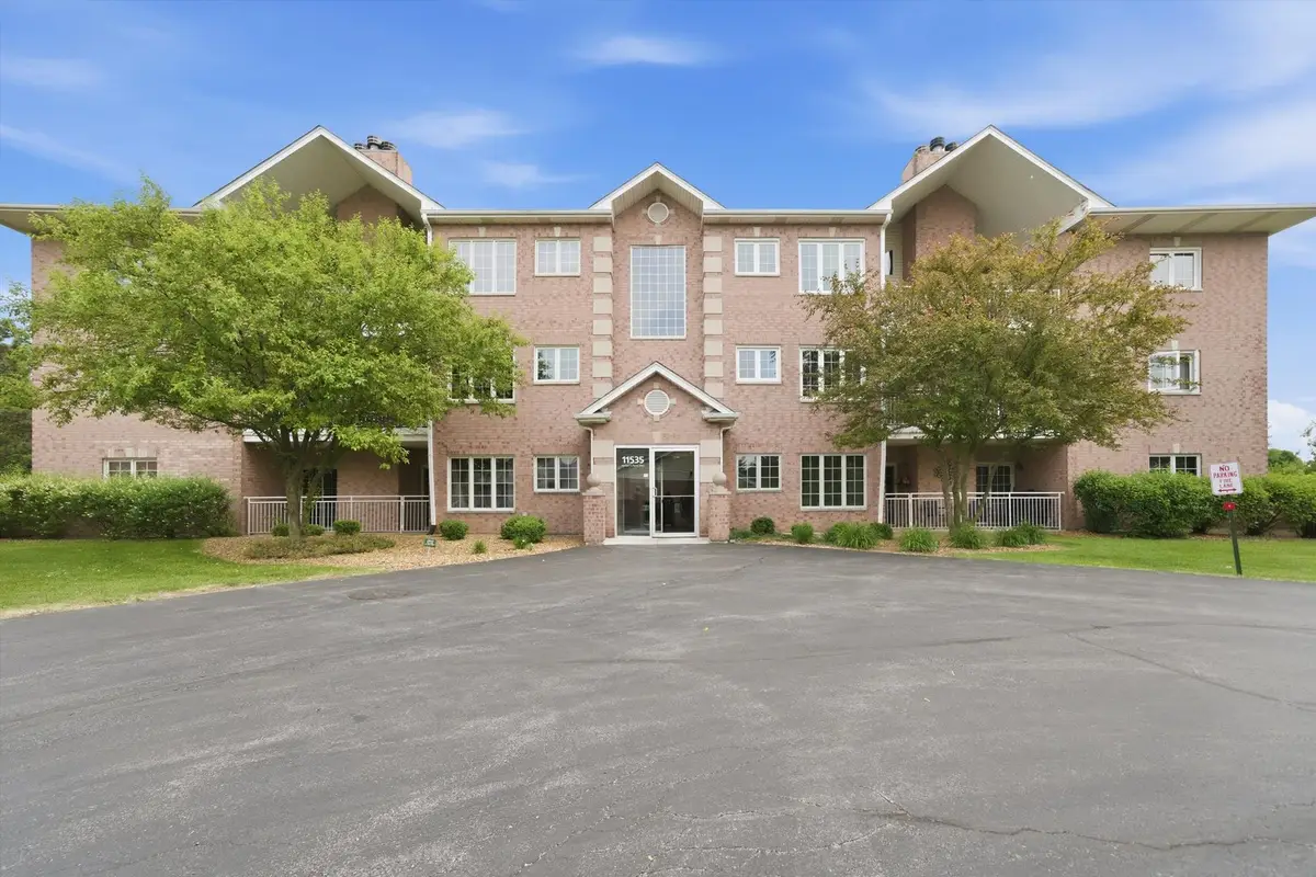 11535 Settlers Pond Way #8-1B, Orland Park, IL 60467 - #1