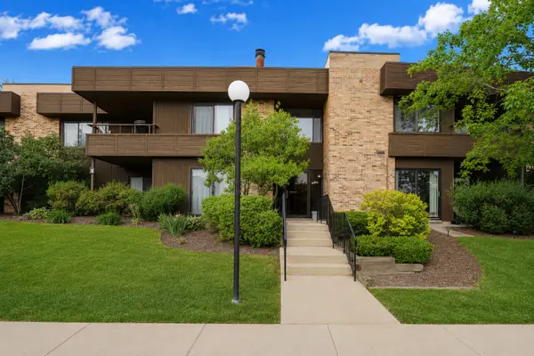 1365 N Sterling Avenue #105B, Palatine, IL 60067