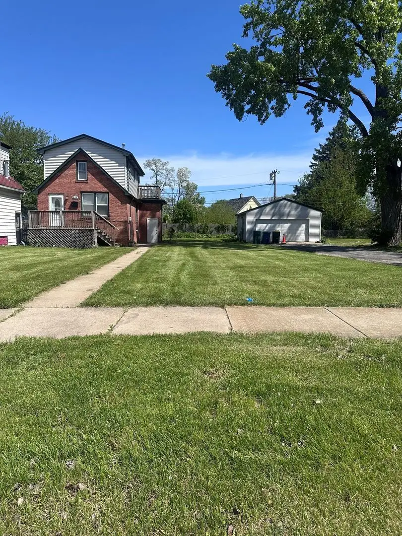 526 E 154th Place, Phoenix, IL 60426 - #1
