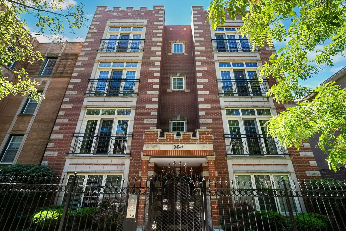 2049 W Morse Avenue #3, Chicago, IL 60645 - #1