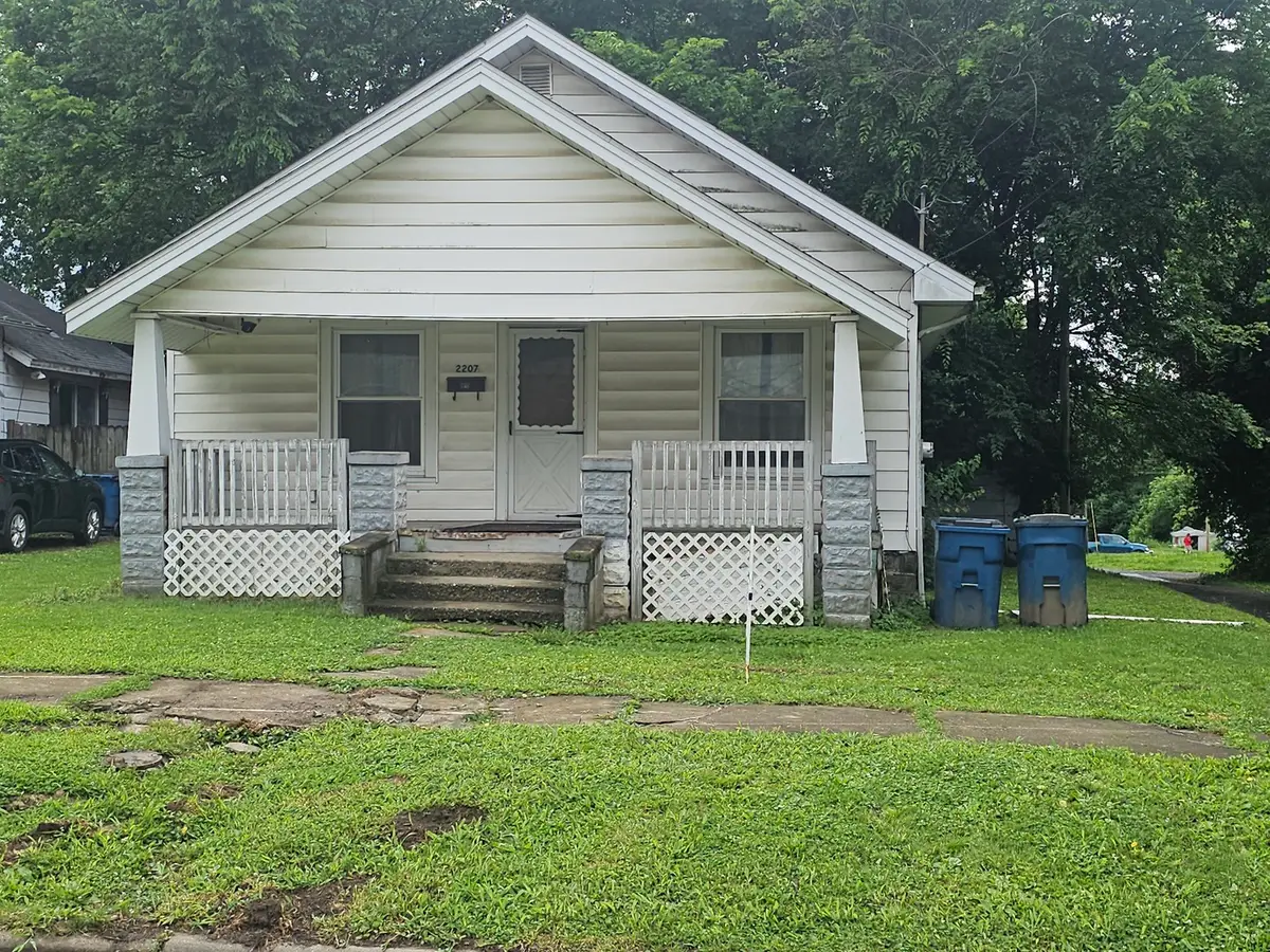 2207 Casey Avenue, Mount Vernon, IL 62864 - #1