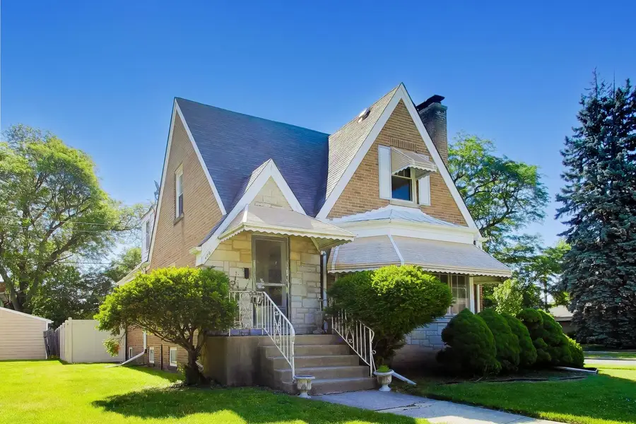 1801 N 77th Court, Elmwood Park, IL 60707 - #3
