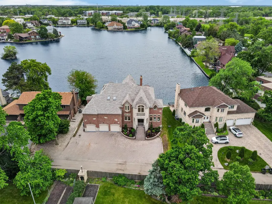 9609 Reding Circle, Des Plaines, IL 60016 - #3