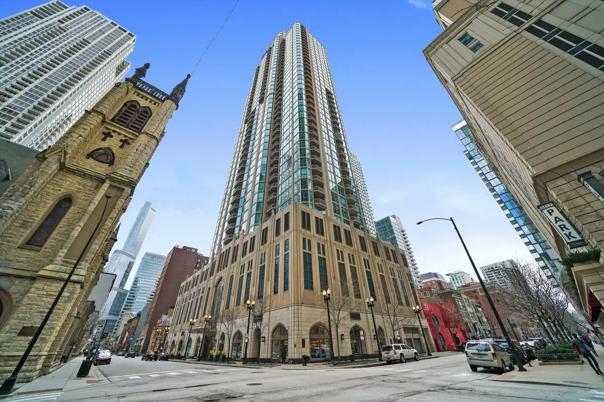 21 E Huron Street #706, Chicago, IL 60611 - #1