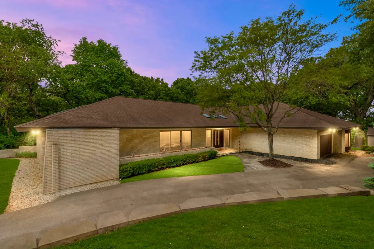 4 Far Hills Road, Barrington Hills, IL 60010 - #1