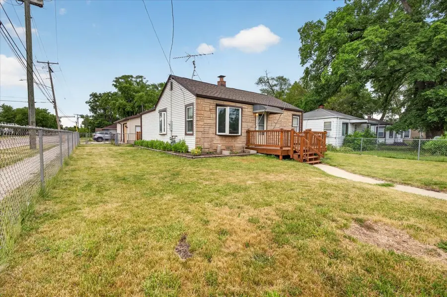 302 Harlem Road, Machesney Park, IL 61115 - #3