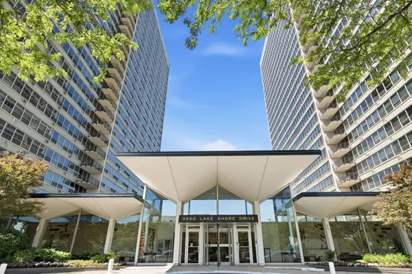 3550 N Lake Shore Drive #624, Chicago, IL 60657