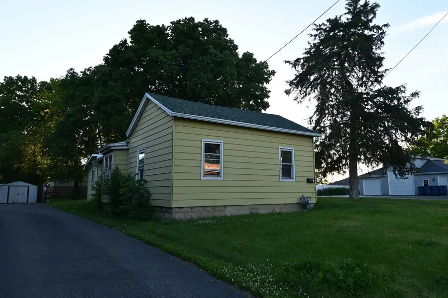 1346 N Division Street, Morris, IL 60450 - #2