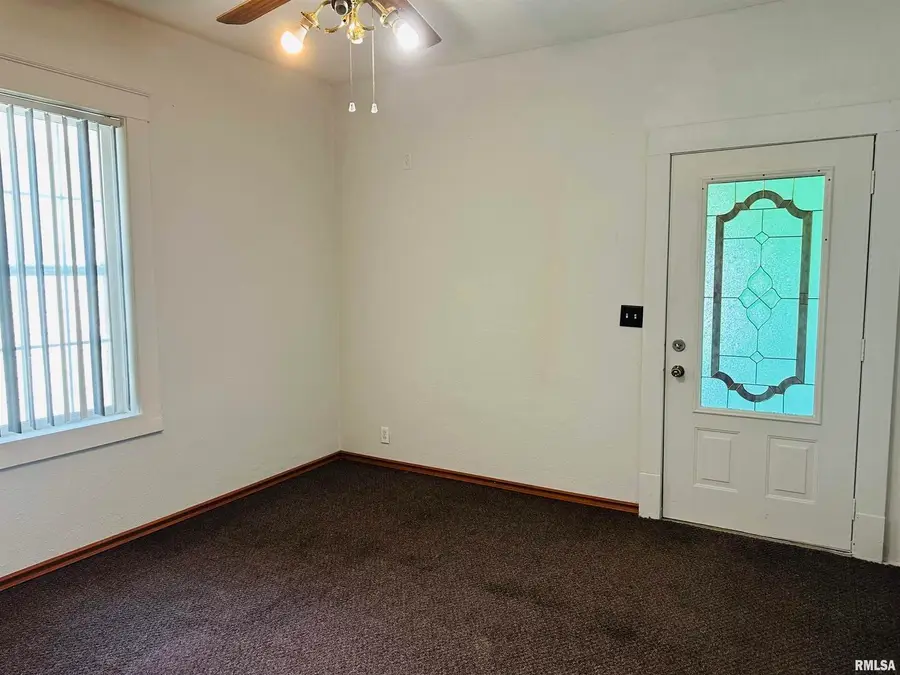 602 5th Street, Rock Island, IL 61201 - #3