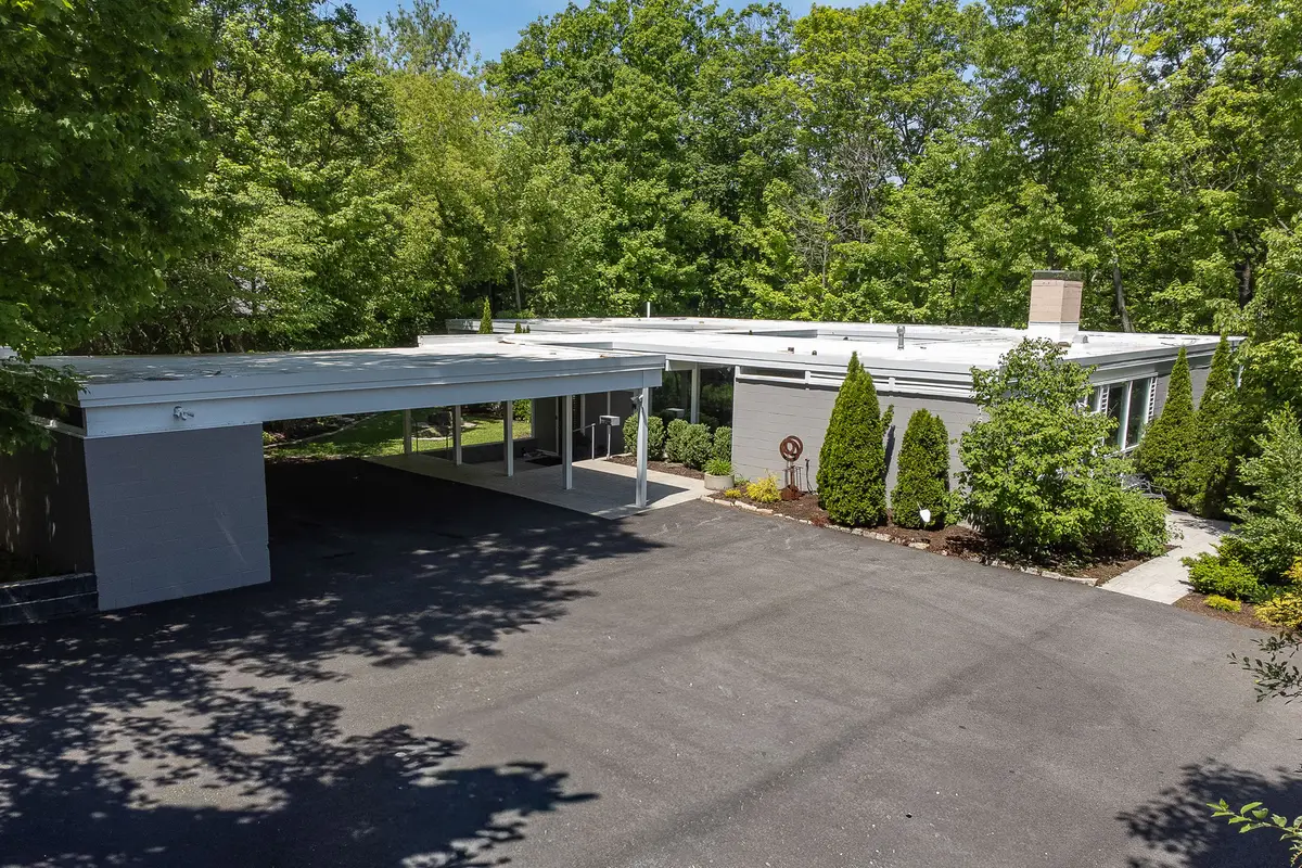 151 Maple Avenue, Highland Park, IL 60035 - #1