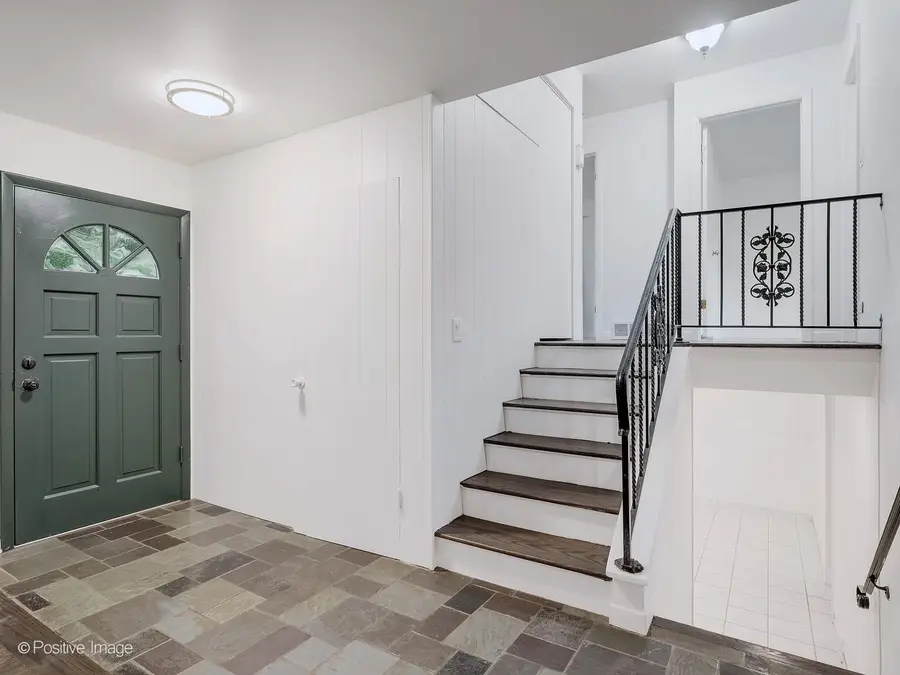 229 S Milton Avenue, Glen Ellyn, IL 60137 - #2