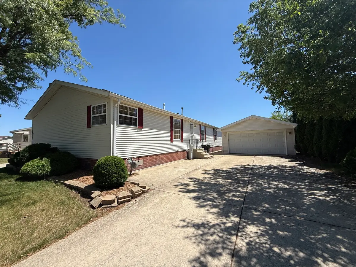 923 Apple Lane, Manteno, IL 60950 - #1