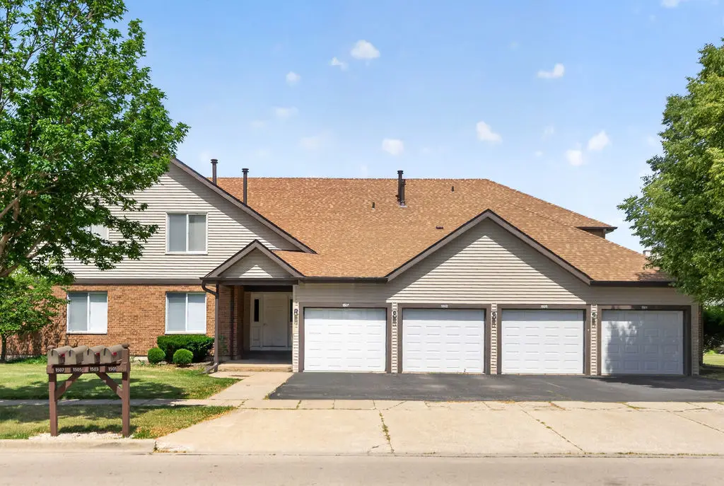 1503 Longwood Drive #2D, Sycamore, IL 60178 - #1