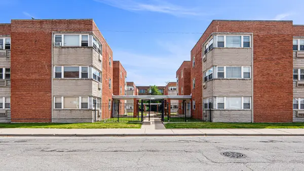 2411 W Balmoral Avenue #3B, Chicago, IL 60625