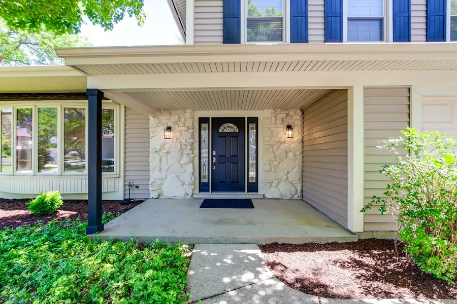 1030 Lilac Court, Libertyville, IL 60048 - #3