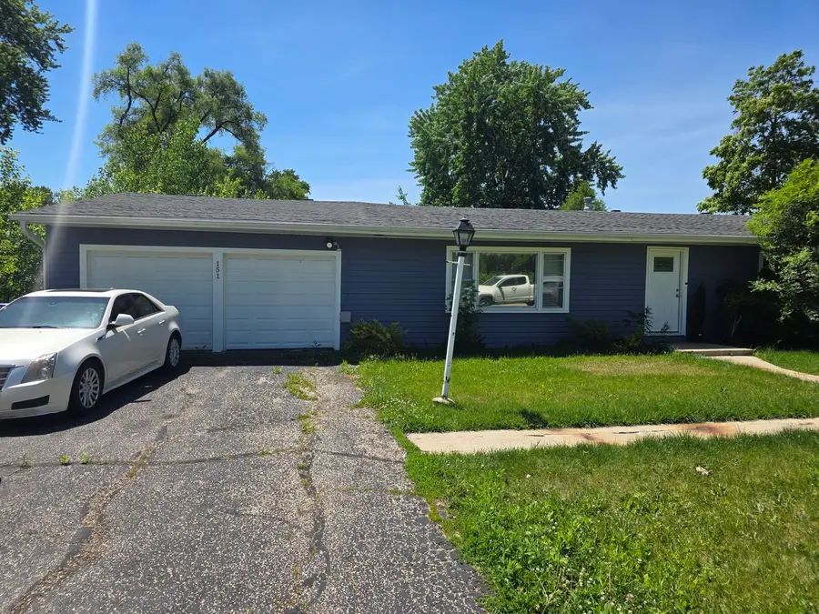 151 Beach Court, South Elgin, IL 60177 - #2