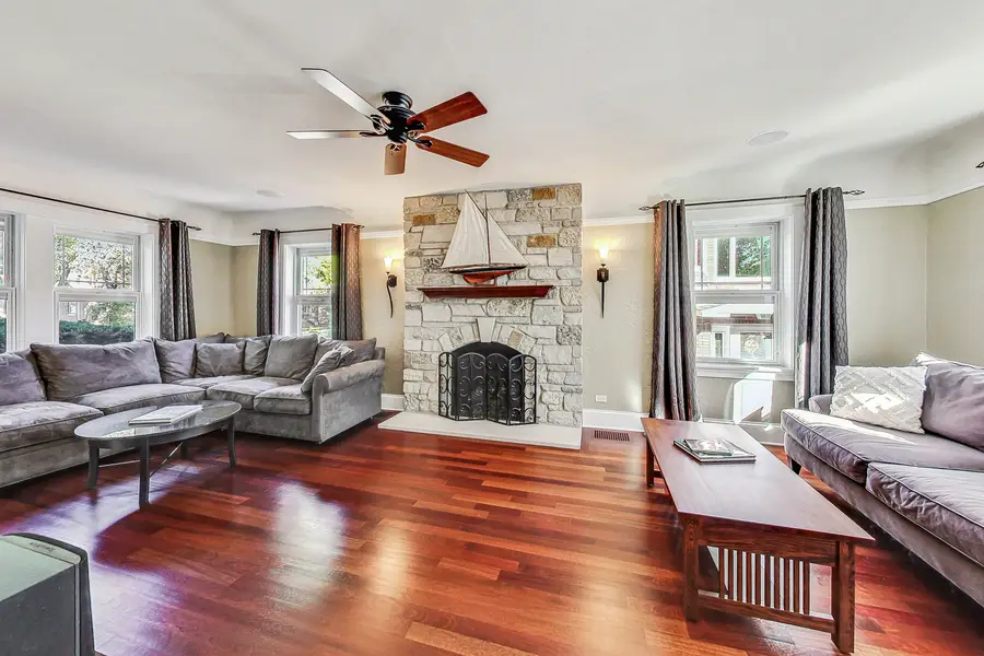 1829 S Prospect Avenue, Park Ridge, IL 60068 - #3