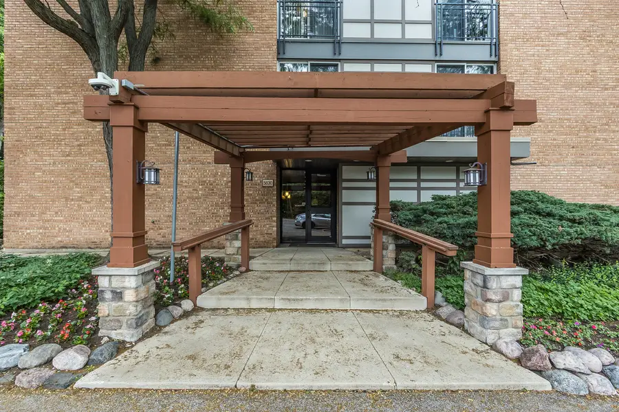 5830 Oakwood Drive #3K, Lisle, IL 60532 - #2