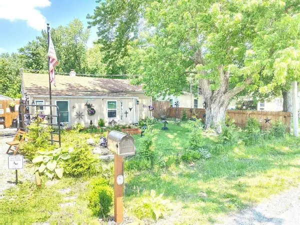 16925 10th Avenue, East Moline, IL 61244