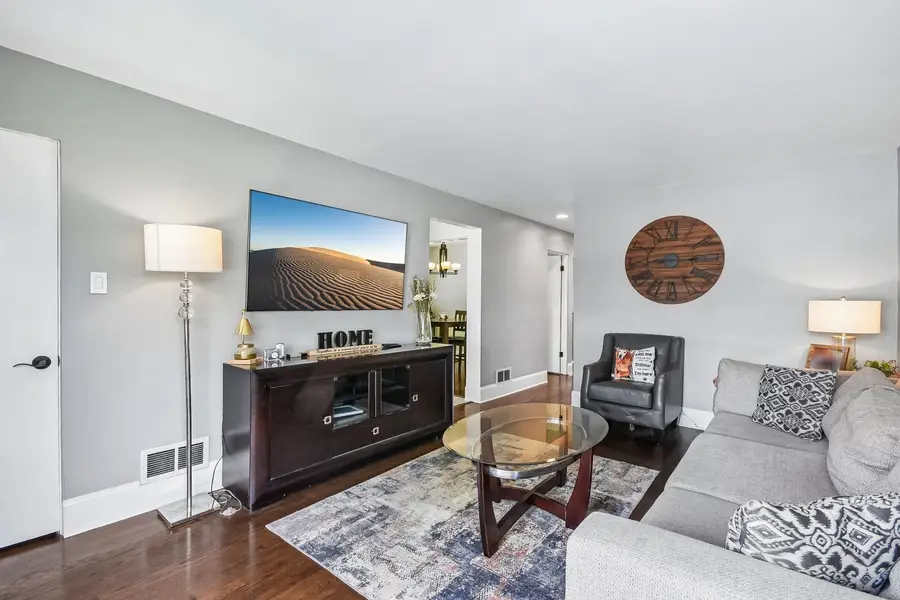 9329 Lincoln Avenue, Brookfield, IL 60513 - #2