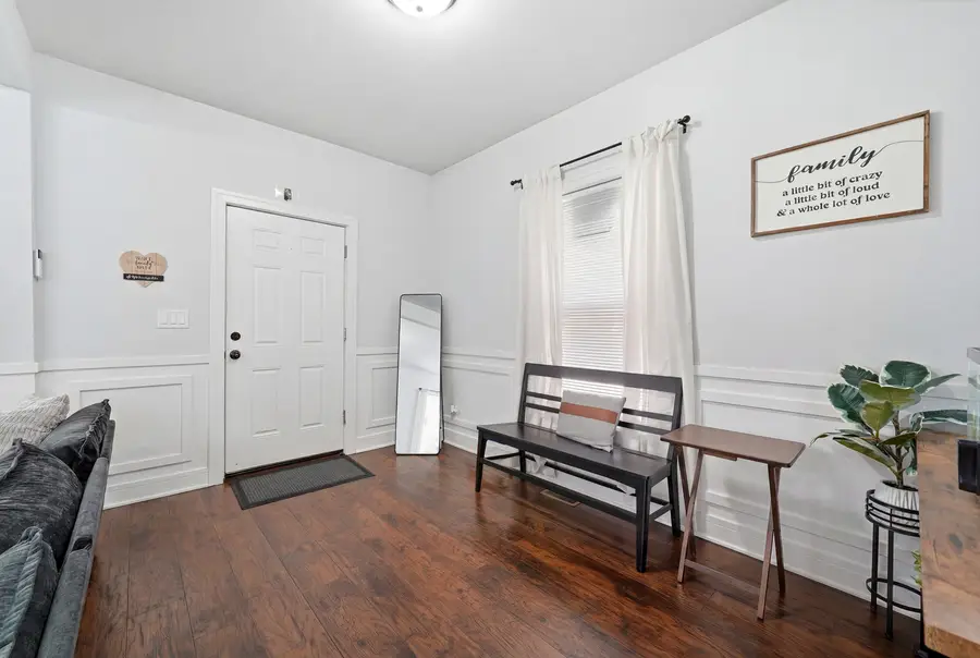 945 N Lawler Avenue, Chicago, IL 60651 - #2