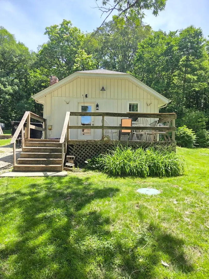 3352 E 2059th Road, Wedron, IL 60557 - #1
