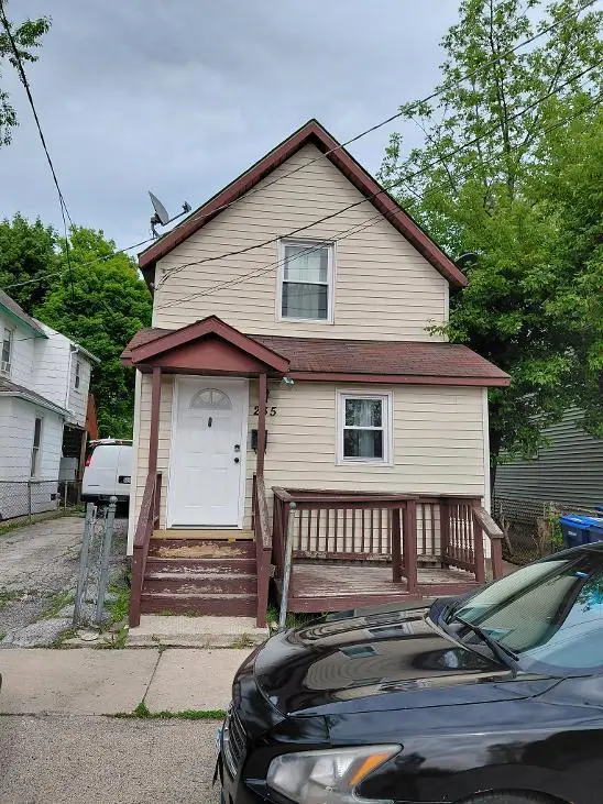 235 S West Street, Waukegan, IL 60085 - #2