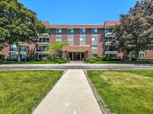 1025 S Fernandez Avenue #S-1, Arlington Heights, IL 60005
