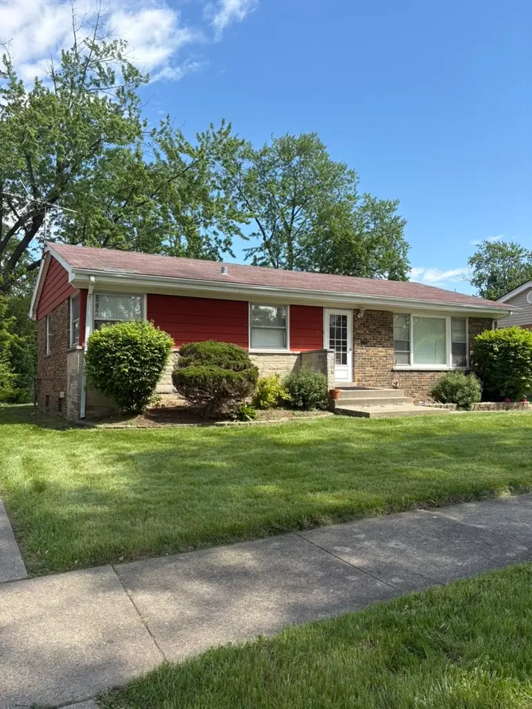 443 Grosvenor Place, Chicago Heights, IL 60411 - #2