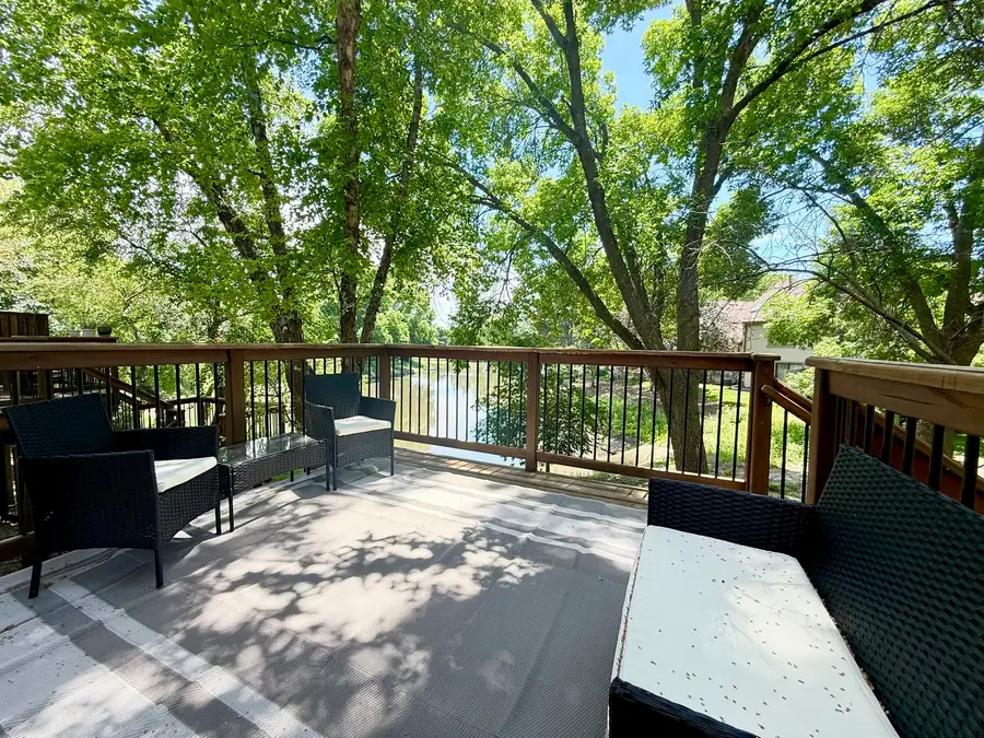 113 Chatsworth Circle, Schaumburg, IL 60194 - #3