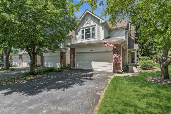 2216 Seaver Lane #2216, Hoffman Estates, IL 60169