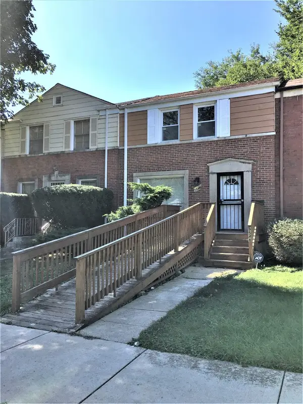 9548 S Euclid Avenue, Chicago, IL 60617