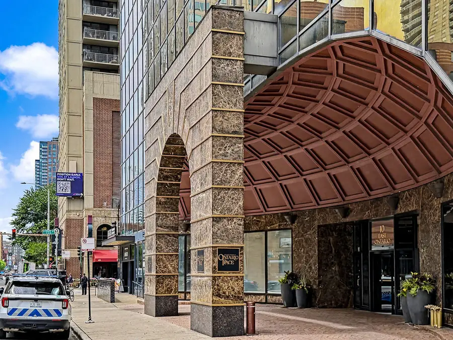 10 E Ontario Street #4903, Chicago, IL 60611 - #2