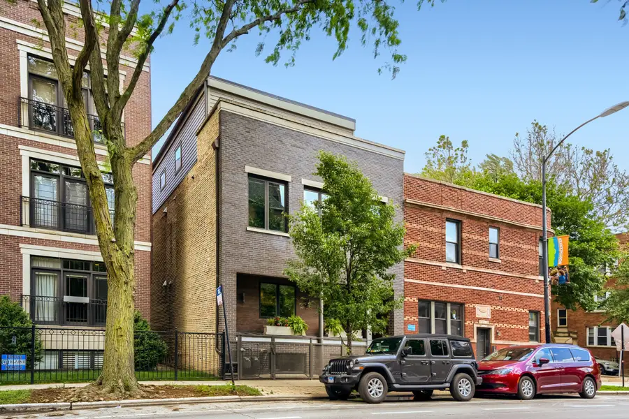 3737 N Damen Avenue #1, Chicago, IL 60618 - #2