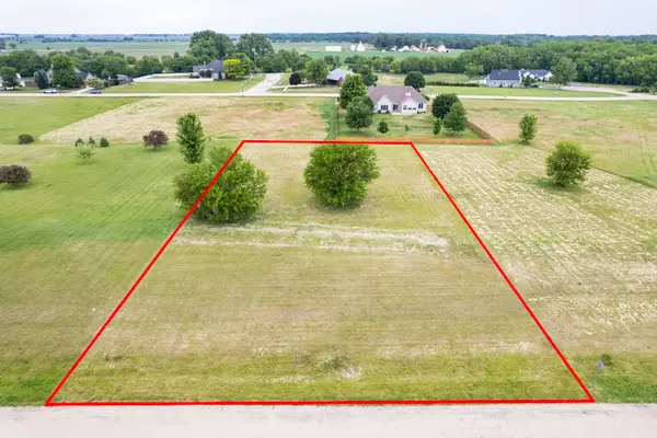 1010 Prairie View Drive, Somonauk, IL 60552