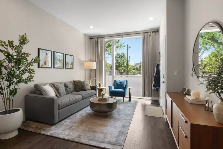 2534 N Linden Place #1, Chicago, IL 60647 - #2