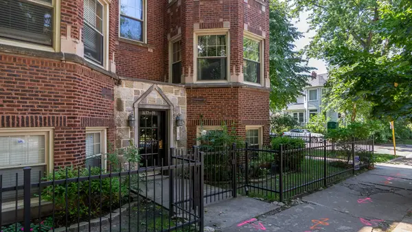 1639 W Granville Avenue, Chicago, IL 60660