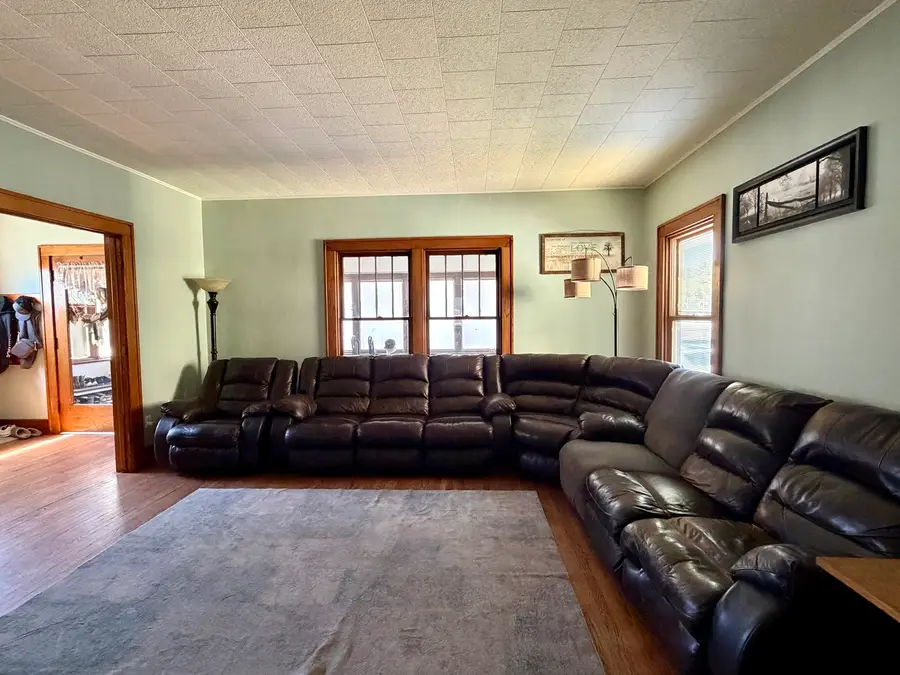 704 14th Avenue, Fulton, IL 61252 - #3