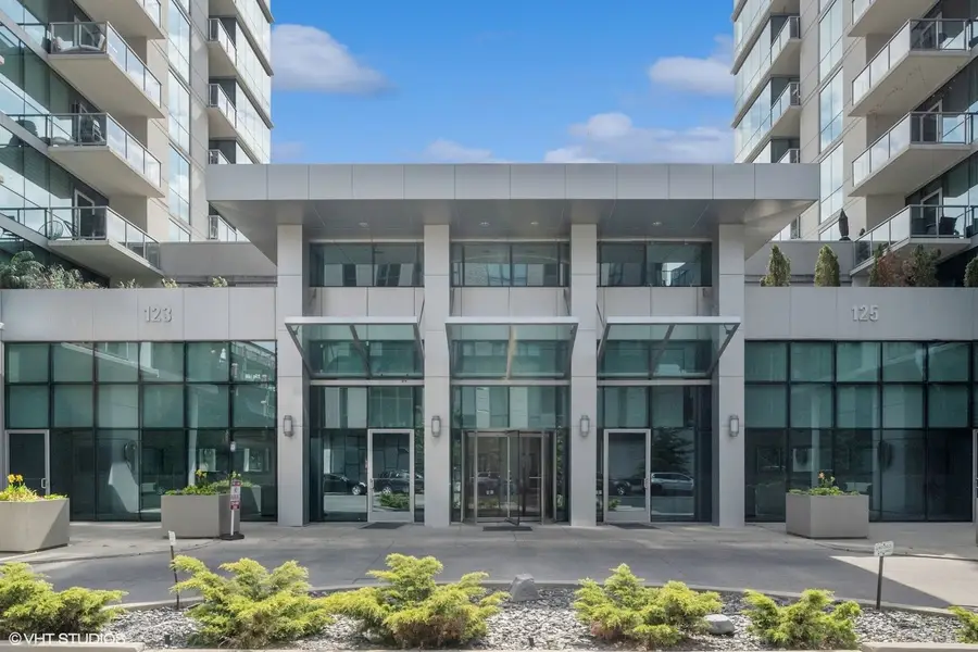Address Withheld By Seller, Chicago, IL 60607 - #2