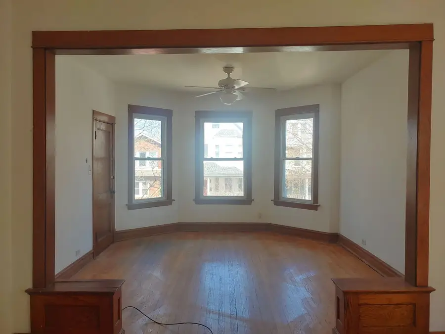 2433 W Berteau Avenue, Chicago, IL 60618 - #2