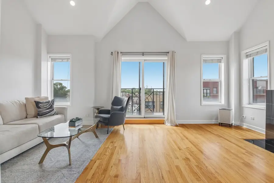 1015 S Western Avenue #4, Chicago, IL 60612 - #2