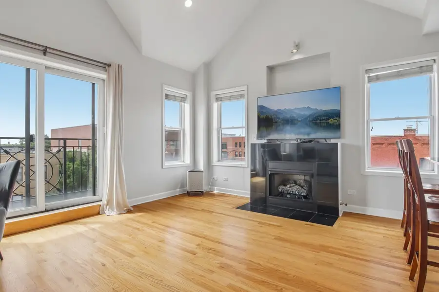 1015 S Western Avenue #4, Chicago, IL 60612 - #3