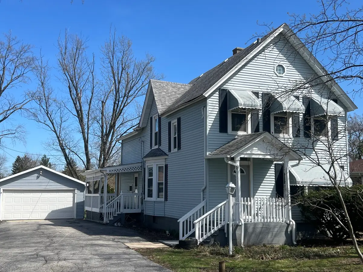 7113 Clarendon Hills Road, Darien, IL 60561 - #1